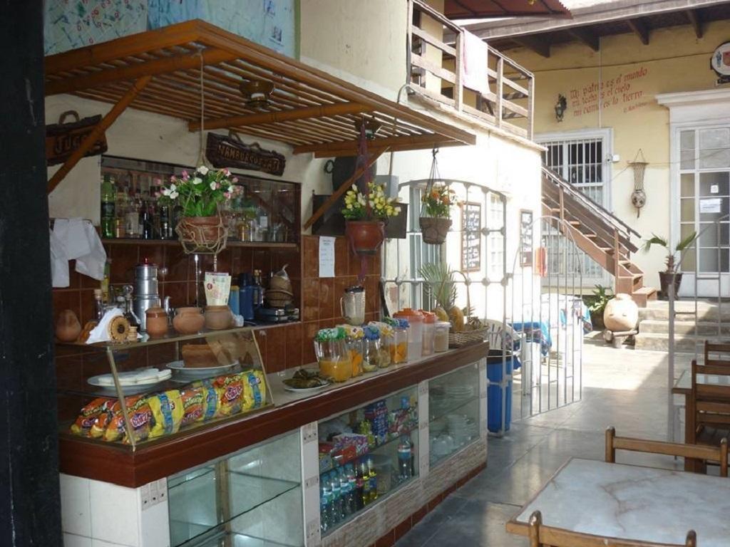 El Mochilero Hostel Trujillo Buitenkant foto